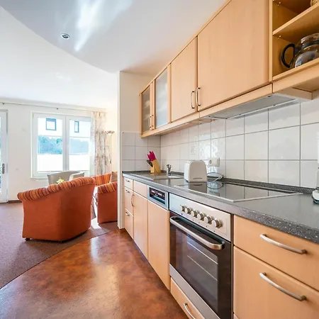 Margaretha, App 12 *